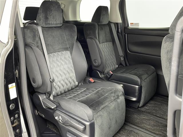 アルファード ２．５Ｓ　純正９型ナビ　フリップダウンモニター　バックカメラ　衝突軽減　レーダークルーズ　レーンキープ　クリアランスソナー　パワースライドドア　フルセグＴＶ　ＥＴＣ　ＬＥＤライト　スマートキー　プッシュスタート（11枚目）