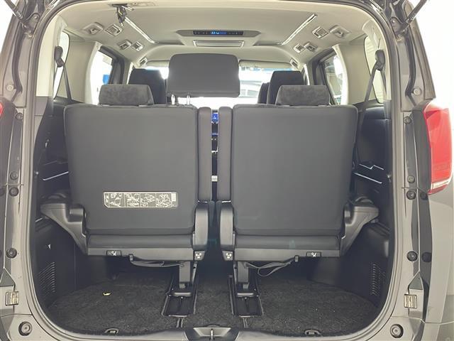 アルファード ２．５Ｓ　純正９型ナビ　フリップダウンモニター　バックカメラ　衝突軽減　レーダークルーズ　レーンキープ　クリアランスソナー　パワースライドドア　フルセグＴＶ　ＥＴＣ　ＬＥＤライト　スマートキー　プッシュスタート（18枚目）