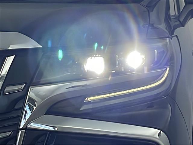 アルファード ２．５Ｓ　純正９型ナビ　フリップダウンモニター　バックカメラ　衝突軽減　レーダークルーズ　レーンキープ　クリアランスソナー　パワースライドドア　フルセグＴＶ　ＥＴＣ　ＬＥＤライト　スマートキー　プッシュスタート（38枚目）