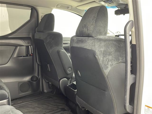 アルファード ２．５Ｓ　純正９型ナビ　フリップダウン　サンルーフ　ＺＥＵＳエアロ　ＺＥＵＳマフラー　バックカメラ　ローダウン　衝突軽減　レーダークルーズ　レーンキープ　両側電動スライド　ＰＣＳ　２０インチＡＷ　ドラレコＥＴＣ（10枚目）