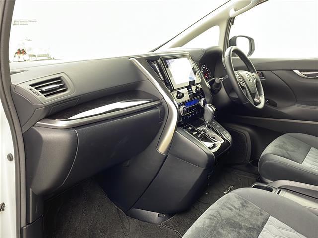 アルファード ２．５Ｓ　純正９型ナビ　フリップダウン　サンルーフ　ＺＥＵＳエアロ　ＺＥＵＳマフラー　バックカメラ　ローダウン　衝突軽減　レーダークルーズ　レーンキープ　両側電動スライド　ＰＣＳ　２０インチＡＷ　ドラレコＥＴＣ（13枚目）