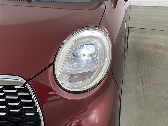 ヘッドライト専用ガラスコーティング『ヘッドライトコート』はガラス被膜で黄ばみなどの表面劣化の予防や発止効果で汚れの付着を抑制する効果が期待できます。