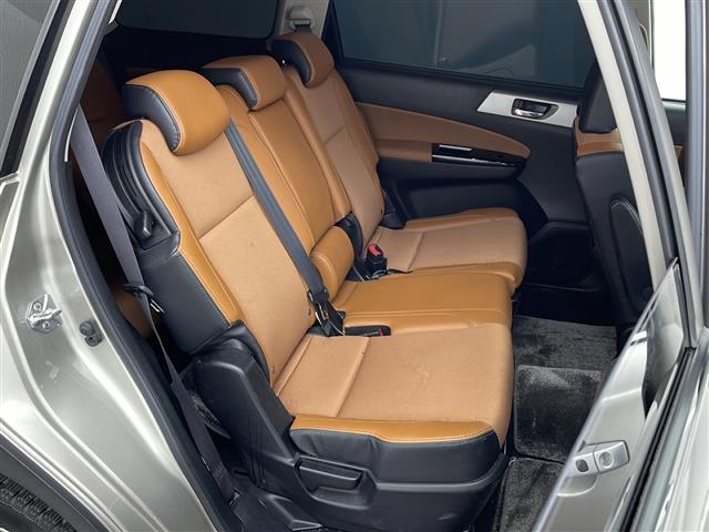 エクシーガクロスオーバー７ ２．５ｉアイサイト　社外メモリナビ　ＢＴ　ＣＤ　ＤＶＤ　ＵＳＢ　ｉＰｏｄ　フルセグテレビ　ビルトインＥＴＣ　ＳＤサーバー　クルーズコントロール追従あり　アイドリングストップ　横滑り防止装置　プリクラッシュ　社外ドラレコ（10枚目）