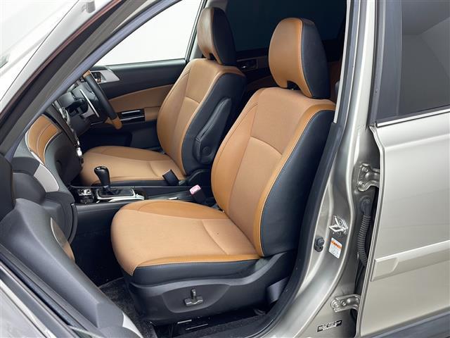 エクシーガクロスオーバー７ ２．５ｉアイサイト　社外メモリナビ　ＢＴ　ＣＤ　ＤＶＤ　ＵＳＢ　ｉＰｏｄ　フルセグテレビ　ビルトインＥＴＣ　ＳＤサーバー　クルーズコントロール追従あり　アイドリングストップ　横滑り防止装置　プリクラッシュ　社外ドラレコ（13枚目）