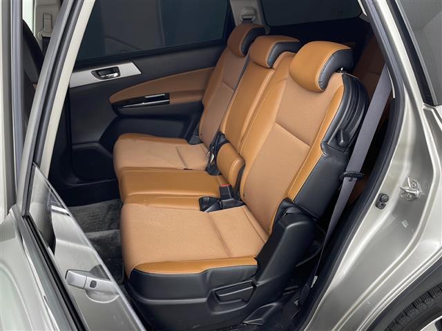 エクシーガクロスオーバー７ ２．５ｉアイサイト　社外メモリナビ　ＢＴ　ＣＤ　ＤＶＤ　ＵＳＢ　ｉＰｏｄ　フルセグテレビ　ビルトインＥＴＣ　ＳＤサーバー　クルーズコントロール追従あり　アイドリングストップ　横滑り防止装置　プリクラッシュ　社外ドラレコ（14枚目）