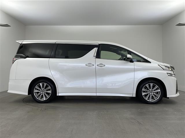 安心の全車保証付き！（※部分保証、国産車は納車後３ヶ月、輸入車は納車後１ヶ月の保証期間となります）。その他長期保証（有償）もご用意しております！※長期保証を付帯できる車両には条件がございます。