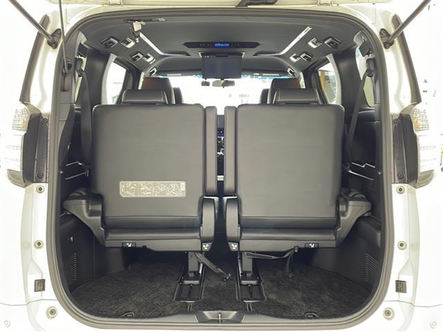 みなさまのお車選びのお手伝いをさせてください！スタッフ一同心よりご来店、お問い合わせをお待ちしております！