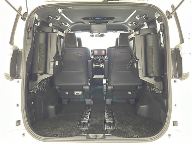 プライム市場上場！ガリバーグループは全国約４６０店舗※のネットワーク！※２０２２年５月現在