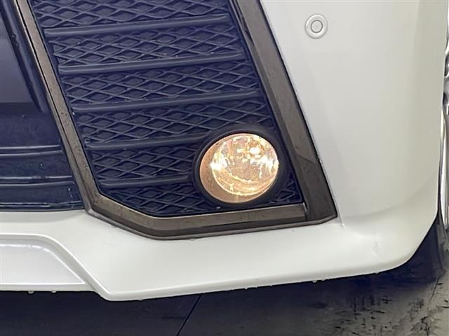 店頭在庫以外にも全国約４万台※の在庫から、ぴったりな１台をご提案します！※２０２３年１０月現在の在庫台数です。売約済の可能性があります。