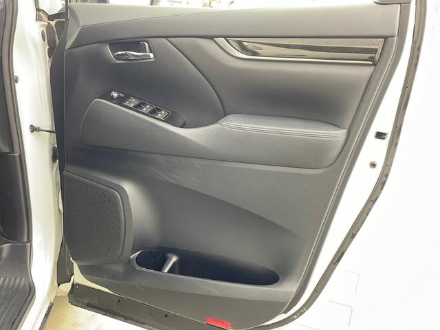 店頭在庫以外にも全国約４万台※の在庫から、ぴったりな１台をご提案します！※２０２３年１０月現在の在庫台数です。売約済の可能性があります。