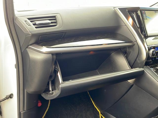 店頭販売もしておりますので、先に在庫が無くなってしまうこともございます。気になる車はまずはお問い合わせください！