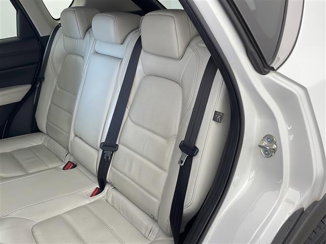 CX-5 XD Lパッケージ 純正ナビ・ETC・全方位カメラ・クルコン・BSM・ステアリングヒーター・全席シートヒーター・革シート・前席パワーシート・パワーバックドア・アダクティブLEDヘッドライト・HUD・フリップダウンモニター(17枚目)