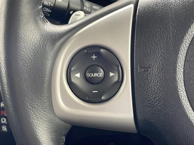 Ｎ－ＢＯＸカスタム Ｇ・ターボパッケージ　社外７インチナビ　バックカメラ　クルーズコントロール　横滑り防止装置　両側パワースライドドア　ステアリングスイッチ　パドルシフト　フロアマット　ＨＩＤオートライト　純正１５インチアルミホイールタイヤ（17枚目）