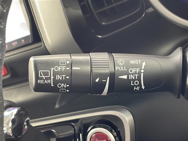 Ｎ－ＢＯＸカスタム Ｇ・ターボパッケージ　社外７インチナビ　バックカメラ　クルーズコントロール　横滑り防止装置　両側パワースライドドア　ステアリングスイッチ　パドルシフト　フロアマット　ＨＩＤオートライト　純正１５インチアルミホイールタイヤ（29枚目）