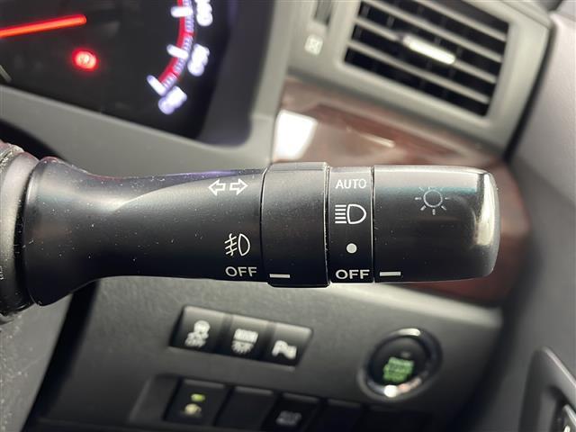 ヴェルファイア 2.4Z BT・フルセグTV・バックカメラ・前方ドライブレコーダー・左右独立エアコン・MTモード付AT・ビルトインETCウインカーミラー・プッシュスタート・後席エアコン・キセノンヘッドライト・フォグランプ(24枚目)