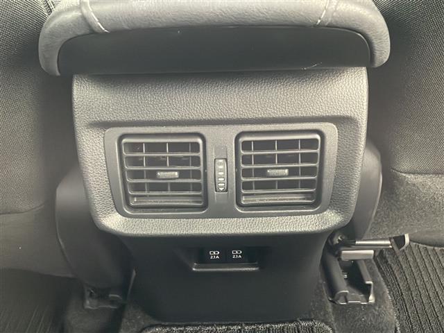 ハリアー S ・バックカメラ・前方ドライブレコーダー・電子パーキングブレーキ・オートホールド・ETC・MTモード付AT・革巻ステアリング・ステアリングスイッチ・プッシュスタート・スマートキー・電動格納ミラー(33枚目)