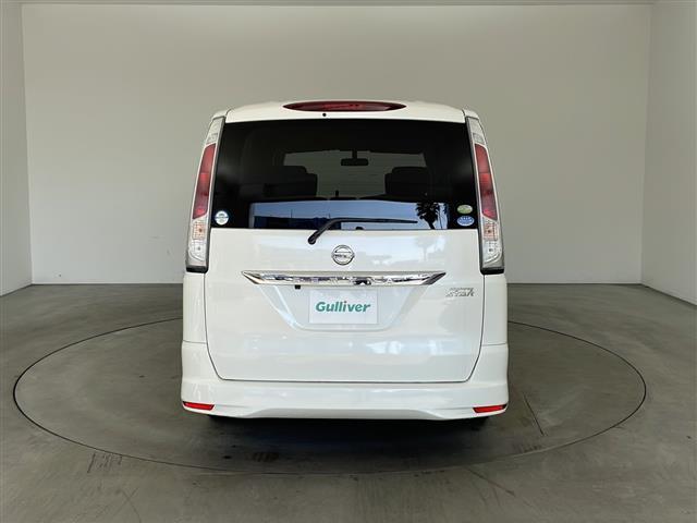 セレナ ハイウェイスター　Ｊパッケージ　純正ナビ　ＴＶ　バックカメラ　ビルトインＥＴＣ　両側パワースライドドア　クルーズコントロール　キセノンヘッドライト　オートライト　フォグランプ　デュアルエアコン　インテリジェントキー　プッシュスタート（5枚目）