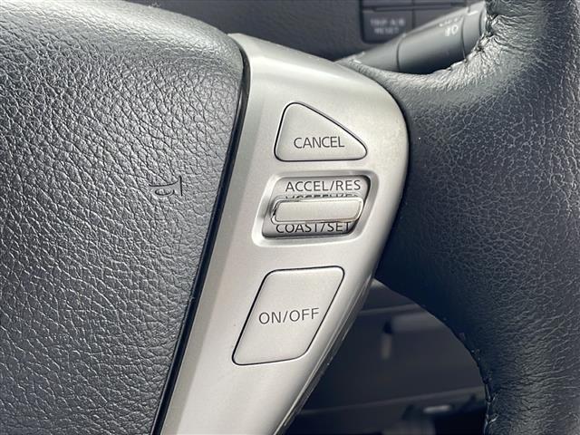 セレナ ハイウェイスター　Ｊパッケージ　純正ナビ　ＴＶ　バックカメラ　ビルトインＥＴＣ　両側パワースライドドア　クルーズコントロール　キセノンヘッドライト　オートライト　フォグランプ　デュアルエアコン　インテリジェントキー　プッシュスタート（19枚目）