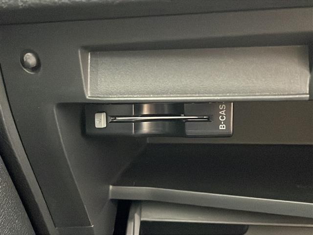 セレナ ハイウェイスター　Ｊパッケージ　純正ナビ　ＴＶ　バックカメラ　ビルトインＥＴＣ　両側パワースライドドア　クルーズコントロール　キセノンヘッドライト　オートライト　フォグランプ　デュアルエアコン　インテリジェントキー　プッシュスタート（31枚目）