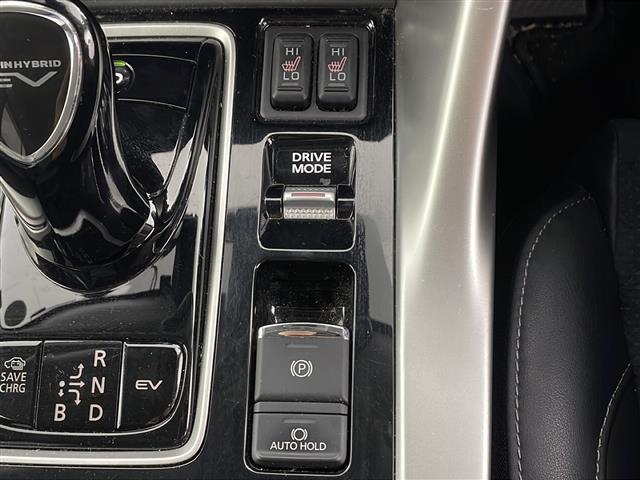 エクリプスクロスＰＨＥＶ Ｇ　社外ナビ・ＥＴＣ・前後ドラレコ・レーダークルーズコントロール・ＨＵＤ・車線逸脱警報・衝突軽減ブレーキ・ＬＥＤオートライト・オートハイビーム・ステアリングヒーター・純正１８インチアルミ・コーナーセンサー（30枚目）