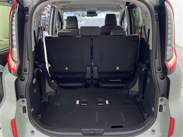 シエンタ Ｚ　・ワンオーナー・純正１０型ナビ・ＴＶ・ＢＴ・ＵＳＢ・Ｍｉｒａｃａｓｔ・バックカメラ・両側パワースライドドア・純正ビルトインＥＴＣ２．０・ステアリングヒーター・パーキングアシストブレーキ（18枚目）