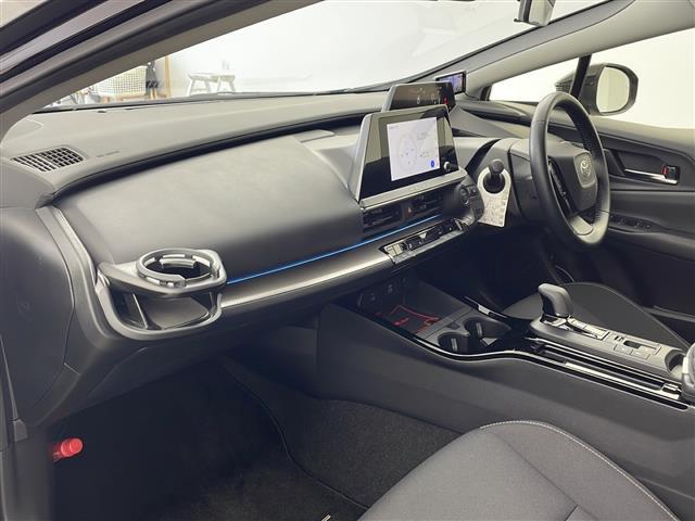 プリウス G 純正ナビ TV ETC パノラミックビューモニター モデリスタ プリクラッシュセーフティ レーンキープアシスト ブラインドスポットモニター クリアランスソナー シートヒーター 純正19インチアルミ(11枚目)