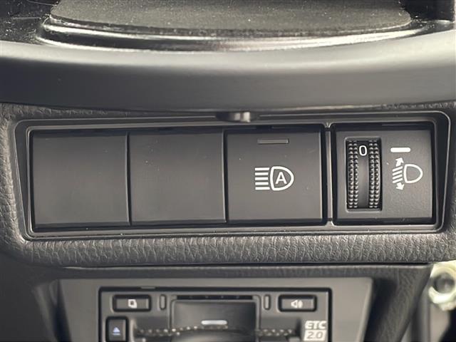 プリウス G 純正ナビ TV ETC パノラミックビューモニター モデリスタ プリクラッシュセーフティ レーンキープアシスト ブラインドスポットモニター クリアランスソナー シートヒーター 純正19インチアルミ(31枚目)