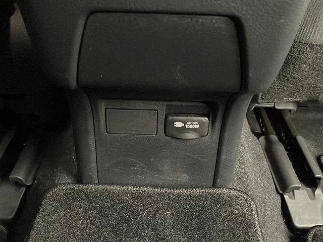 プリウス G 純正ナビ TV ETC パノラミックビューモニター モデリスタ プリクラッシュセーフティ レーンキープアシスト ブラインドスポットモニター クリアランスソナー シートヒーター 純正19インチアルミ(35枚目)