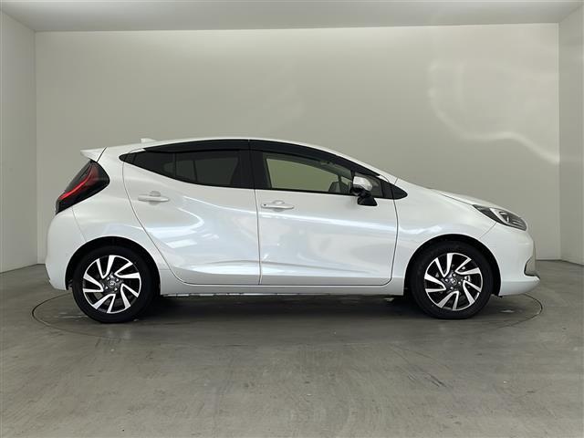 アクア Z 純正ディスプレイオーディオ Bluetooth接続 バックカメラ 運転席パワーシート 前席シートヒーター ステアリングヒーター パーキングアシスト 前後ドライブレコーダー AC100V ETC2.0(7枚目)