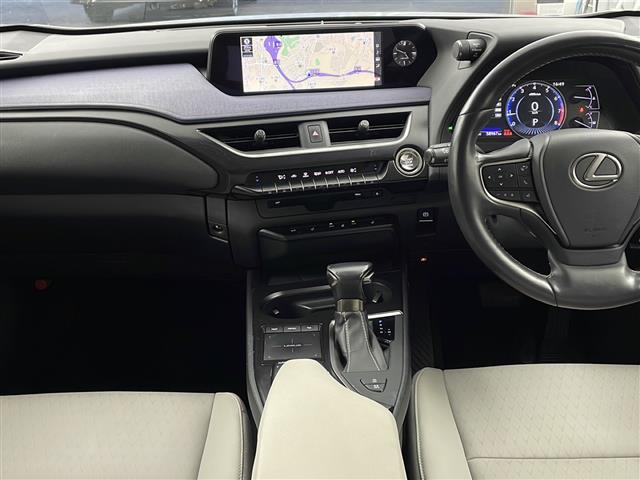 UX UX200 バージョンC 純正ナビ TV バックカメラ ETC ドライブレコーダー レーダークルーズコントロール プリクラッシュセーフティ レーンキープアシスト オートマチックハイビーム LEDヘッドライト シートヒーター(21枚目)