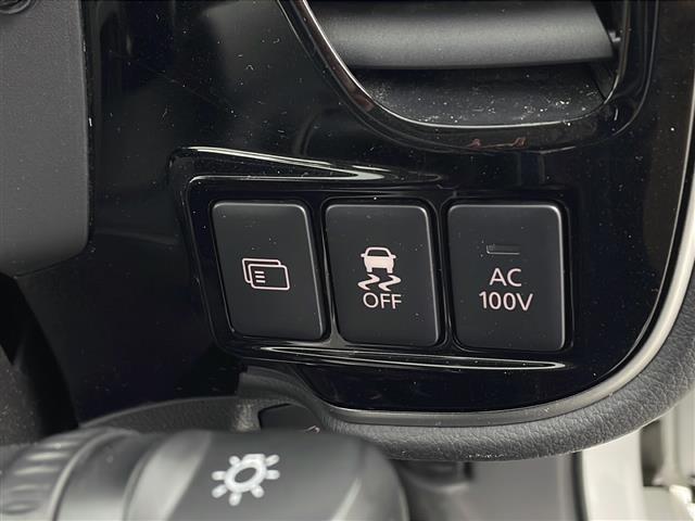 アウトランダーＰＨＥＶ Ｇナビパッケージ　純正ナビ　ＴＶ　全方位カメラ　ビルトインＥＴＣ　ハーフレザー　シートヒーター　レーダークルーズコントロール　衝突軽減ブレーキ　レーンキープアシスト　前後ドライブレコーダー　ＡＣ１００Ｖ　ＬＥＤライト（31枚目）