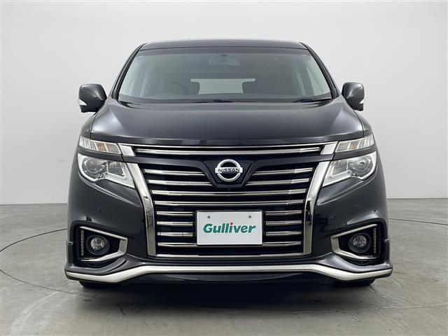 エルグランド ２５０ハイウェイスタープレミアム　純正ナビ　全方位カメラ　フリップダウンモニター　クルコン　　コーナーセンサー　革シート　両側パワスラ　前席パワーシート　シートヒーター　ＬＥＤライト　社外アルミホイールタイヤ　ビルトインＥＴＣ（4枚目）