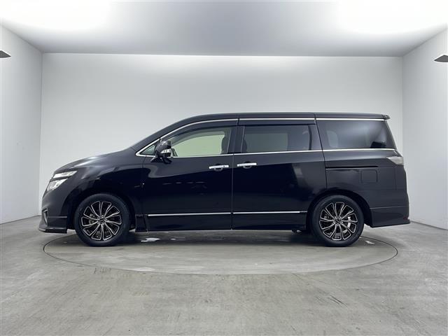 エルグランド ２５０ハイウェイスタープレミアム　純正ナビ　全方位カメラ　フリップダウンモニター　クルコン　　コーナーセンサー　革シート　両側パワスラ　前席パワーシート　シートヒーター　ＬＥＤライト　社外アルミホイールタイヤ　ビルトインＥＴＣ（7枚目）