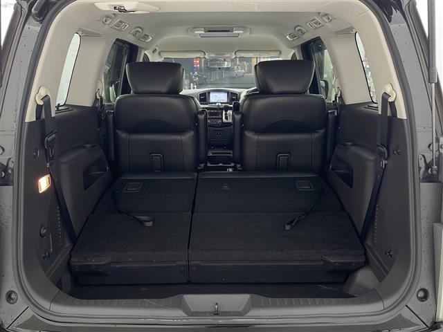 エルグランド ２５０ハイウェイスタープレミアム　純正ナビ　全方位カメラ　フリップダウンモニター　クルコン　　コーナーセンサー　革シート　両側パワスラ　前席パワーシート　シートヒーター　ＬＥＤライト　社外アルミホイールタイヤ　ビルトインＥＴＣ（20枚目）