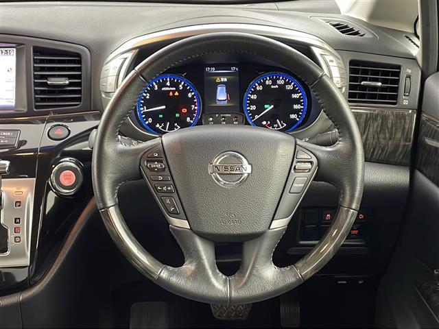 エルグランド ２５０ハイウェイスタープレミアム　純正ナビ　全方位カメラ　フリップダウンモニター　クルコン　　コーナーセンサー　革シート　両側パワスラ　前席パワーシート　シートヒーター　ＬＥＤライト　社外アルミホイールタイヤ　ビルトインＥＴＣ（23枚目）