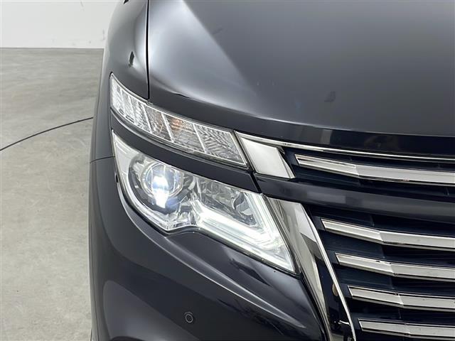 エルグランド ２５０ハイウェイスタープレミアム　純正ナビ　全方位カメラ　フリップダウンモニター　クルコン　　コーナーセンサー　革シート　両側パワスラ　前席パワーシート　シートヒーター　ＬＥＤライト　社外アルミホイールタイヤ　ビルトインＥＴＣ（36枚目）