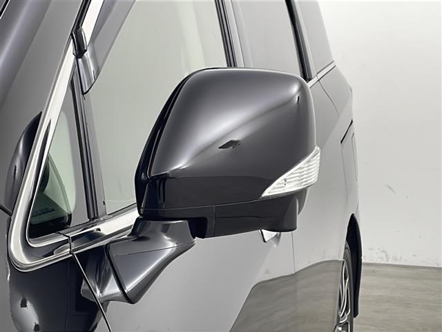 エルグランド ２５０ハイウェイスタープレミアム　純正ナビ　全方位カメラ　フリップダウンモニター　クルコン　　コーナーセンサー　革シート　両側パワスラ　前席パワーシート　シートヒーター　ＬＥＤライト　社外アルミホイールタイヤ　ビルトインＥＴＣ（40枚目）