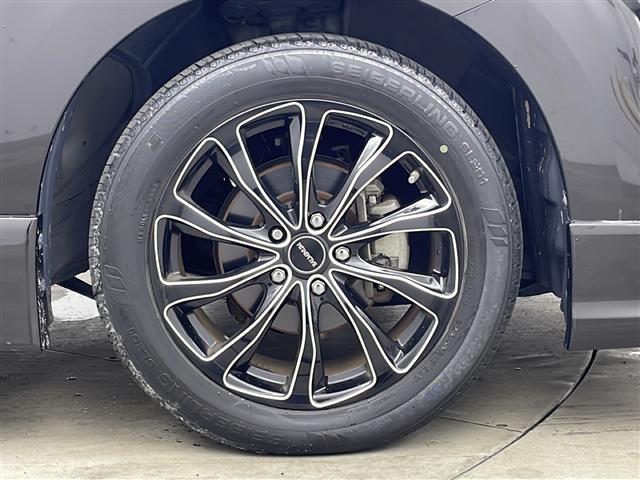 エルグランド ２５０ハイウェイスタープレミアム　純正ナビ　全方位カメラ　フリップダウンモニター　クルコン　　コーナーセンサー　革シート　両側パワスラ　前席パワーシート　シートヒーター　ＬＥＤライト　社外アルミホイールタイヤ　ビルトインＥＴＣ（41枚目）