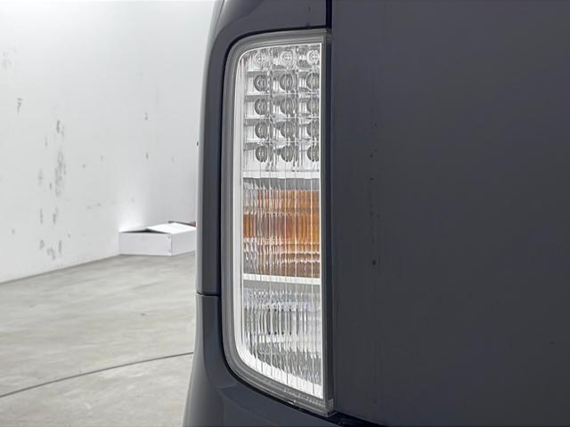 エルグランド ２５０ハイウェイスタープレミアム　純正ナビ　全方位カメラ　フリップダウンモニター　クルコン　　コーナーセンサー　革シート　両側パワスラ　前席パワーシート　シートヒーター　ＬＥＤライト　社外アルミホイールタイヤ　ビルトインＥＴＣ（48枚目）