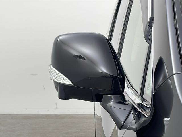 エルグランド ２５０ハイウェイスタープレミアム　純正ナビ　全方位カメラ　フリップダウンモニター　クルコン　　コーナーセンサー　革シート　両側パワスラ　前席パワーシート　シートヒーター　ＬＥＤライト　社外アルミホイールタイヤ　ビルトインＥＴＣ（54枚目）