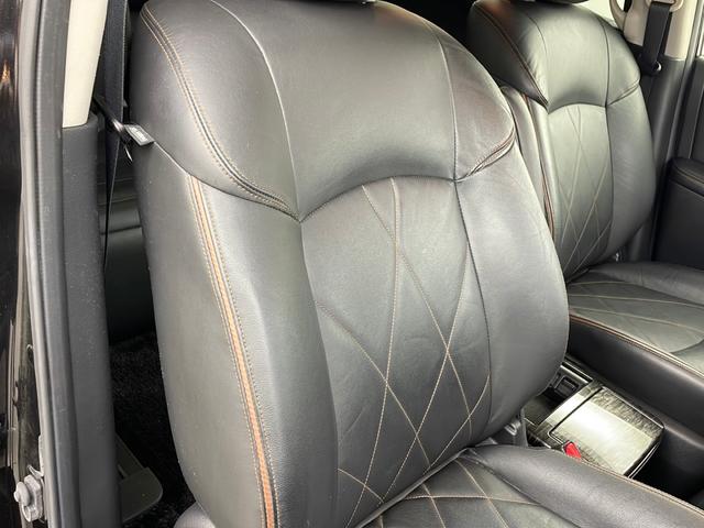 エルグランド ２５０ハイウェイスタープレミアム　純正ナビ　全方位カメラ　フリップダウンモニター　クルコン　　コーナーセンサー　革シート　両側パワスラ　前席パワーシート　シートヒーター　ＬＥＤライト　社外アルミホイールタイヤ　ビルトインＥＴＣ（58枚目）