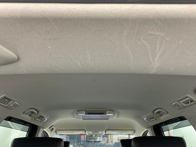 エルグランド ２５０ハイウェイスタープレミアム　純正ナビ　全方位カメラ　フリップダウンモニター　クルコン　　コーナーセンサー　革シート　両側パワスラ　前席パワーシート　シートヒーター　ＬＥＤライト　社外アルミホイールタイヤ　ビルトインＥＴＣ（59枚目）