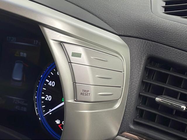 エルグランド ２５０ハイウェイスタープレミアム　純正ナビ　全方位カメラ　フリップダウンモニター　クルコン　　コーナーセンサー　革シート　両側パワスラ　前席パワーシート　シートヒーター　ＬＥＤライト　社外アルミホイールタイヤ　ビルトインＥＴＣ（66枚目）