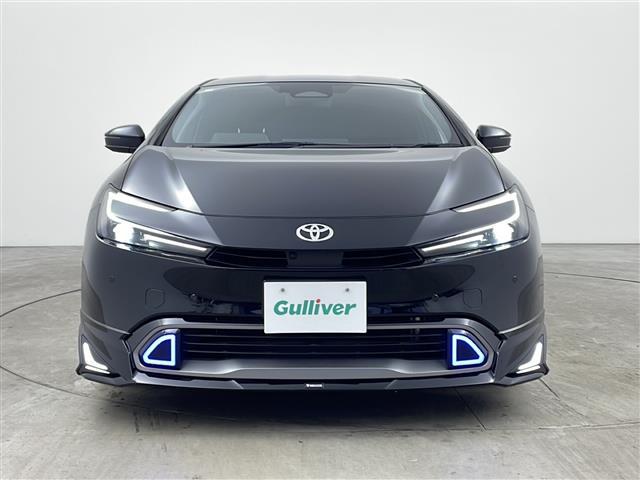 プリウス Ｚ　純正１２．３インディスプレイナビオーディオ　パノラミックビューモニター　トヨタセーフティセンス　デジタルインナーミラー　パワーバックドア　革シート　ＥＴＣ２．０　モデリスタエアロ（4枚目）