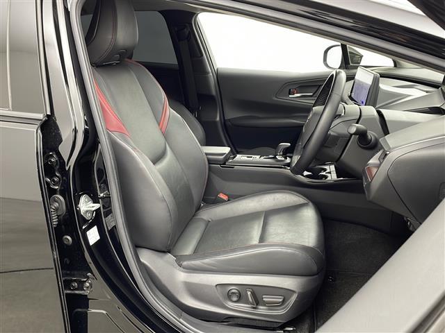 プリウス Ｚ　純正１２．３インディスプレイナビオーディオ　パノラミックビューモニター　トヨタセーフティセンス　デジタルインナーミラー　パワーバックドア　革シート　ＥＴＣ２．０　モデリスタエアロ（9枚目）