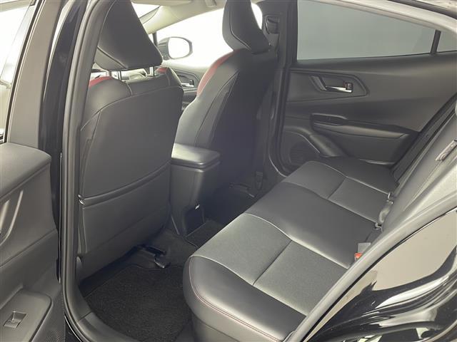 プリウス Ｚ　純正１２．３インディスプレイナビオーディオ　パノラミックビューモニター　トヨタセーフティセンス　デジタルインナーミラー　パワーバックドア　革シート　ＥＴＣ２．０　モデリスタエアロ（14枚目）