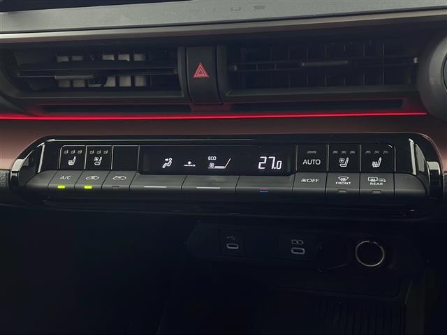 プリウス Ｚ　純正１２．３インディスプレイナビオーディオ　パノラミックビューモニター　トヨタセーフティセンス　デジタルインナーミラー　パワーバックドア　革シート　ＥＴＣ２．０　モデリスタエアロ（25枚目）
