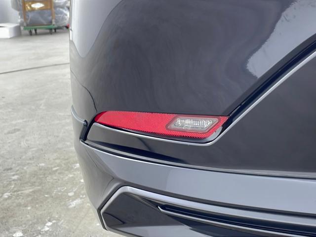 プリウス Ｚ　純正１２．３インディスプレイナビオーディオ　パノラミックビューモニター　トヨタセーフティセンス　デジタルインナーミラー　パワーバックドア　革シート　ＥＴＣ２．０　モデリスタエアロ（46枚目）