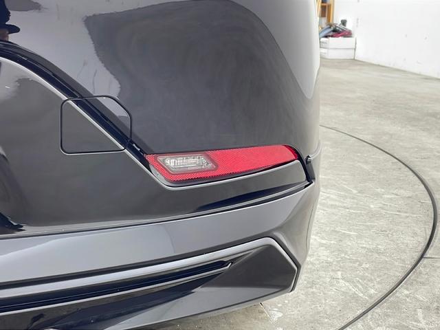 プリウス Ｚ　純正１２．３インディスプレイナビオーディオ　パノラミックビューモニター　トヨタセーフティセンス　デジタルインナーミラー　パワーバックドア　革シート　ＥＴＣ２．０　モデリスタエアロ（47枚目）