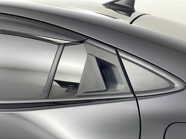 プリウス Ｚ　純正１２．３インディスプレイナビオーディオ　パノラミックビューモニター　トヨタセーフティセンス　デジタルインナーミラー　パワーバックドア　革シート　ＥＴＣ２．０　モデリスタエアロ（51枚目）